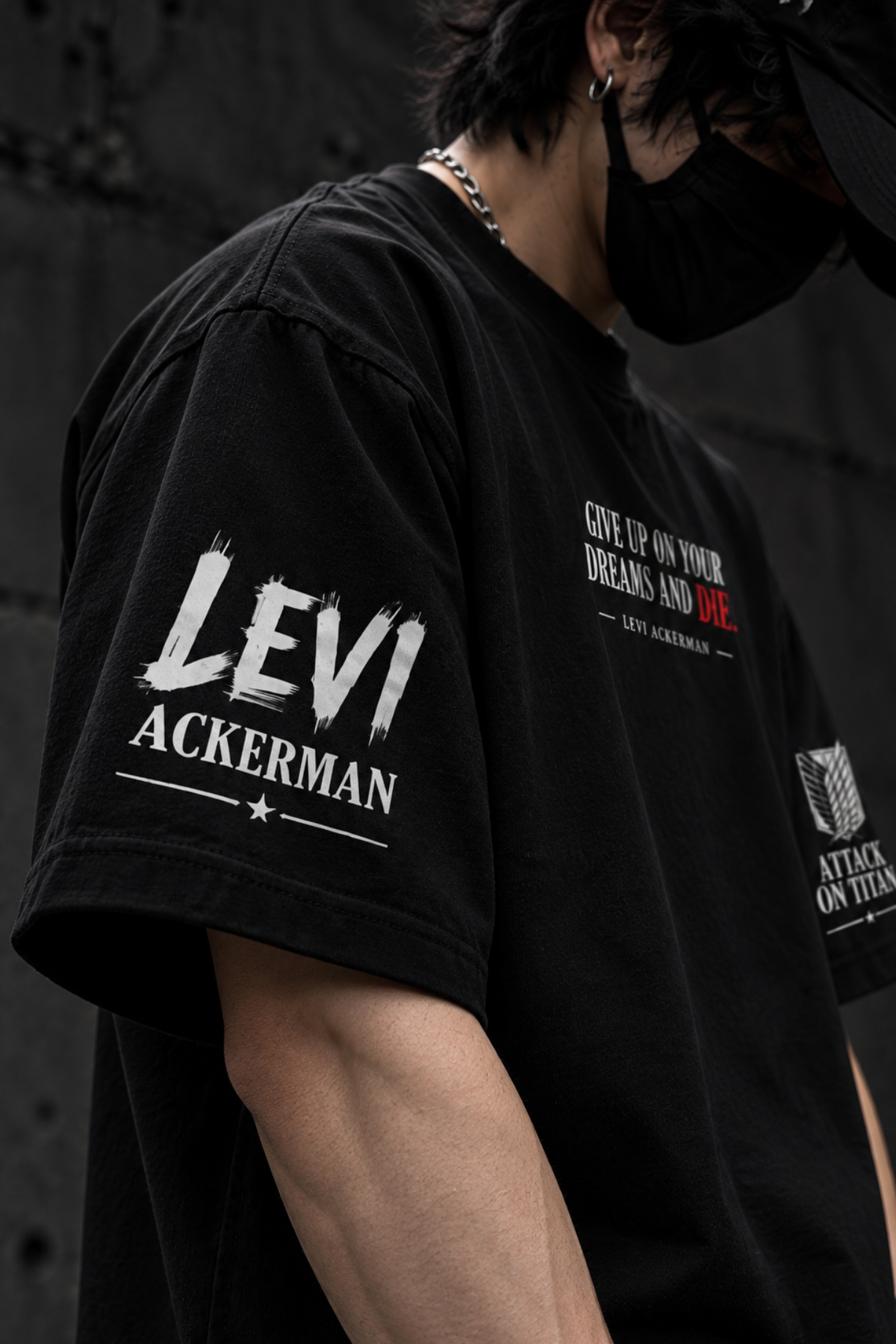 Levi Shadowstrike Oversized Tee – Black