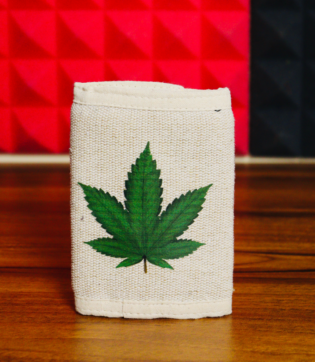 Green Hemp Leaf Wallet
