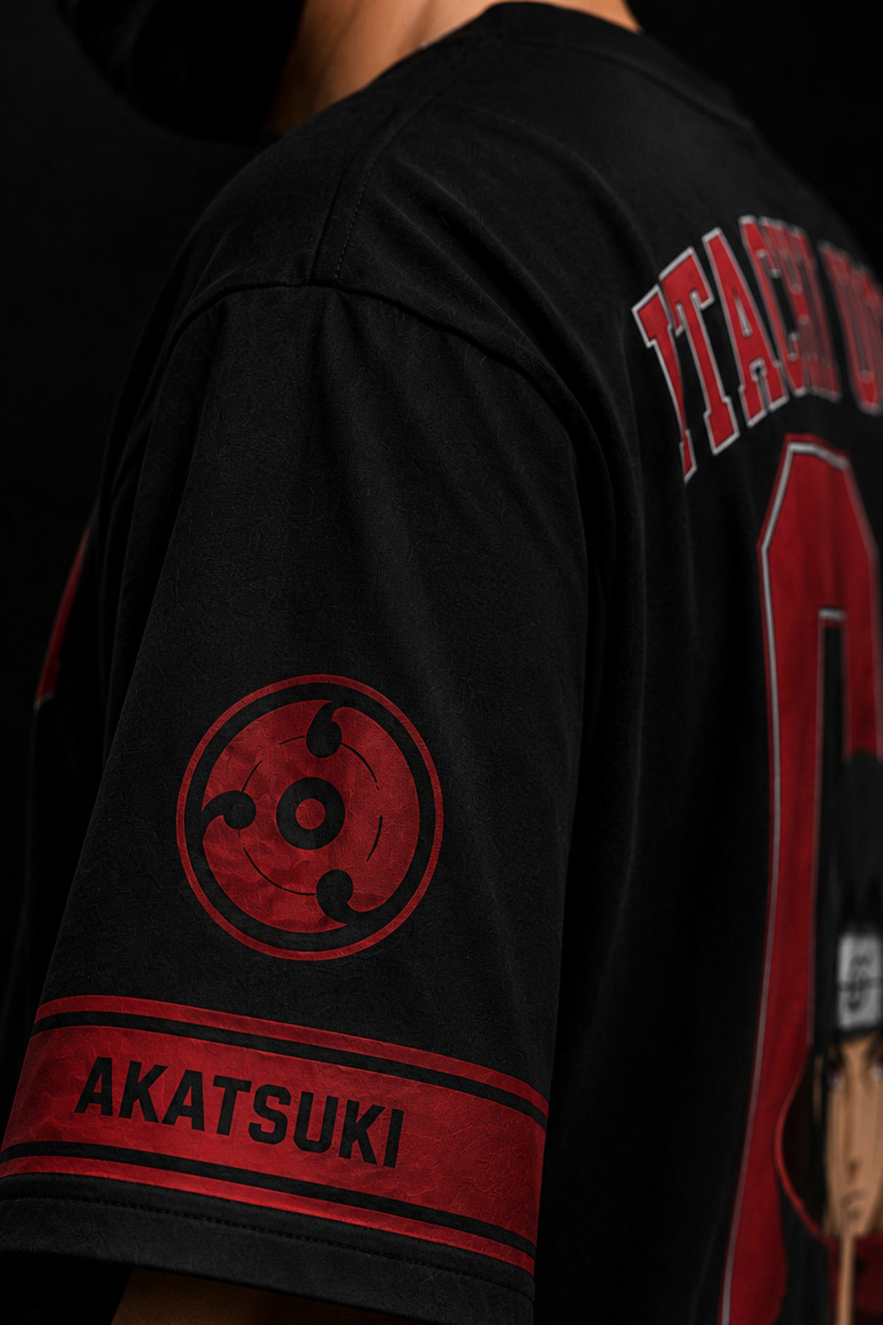 Itachi Uchiha 01 Oversized T-shirt  -Black
