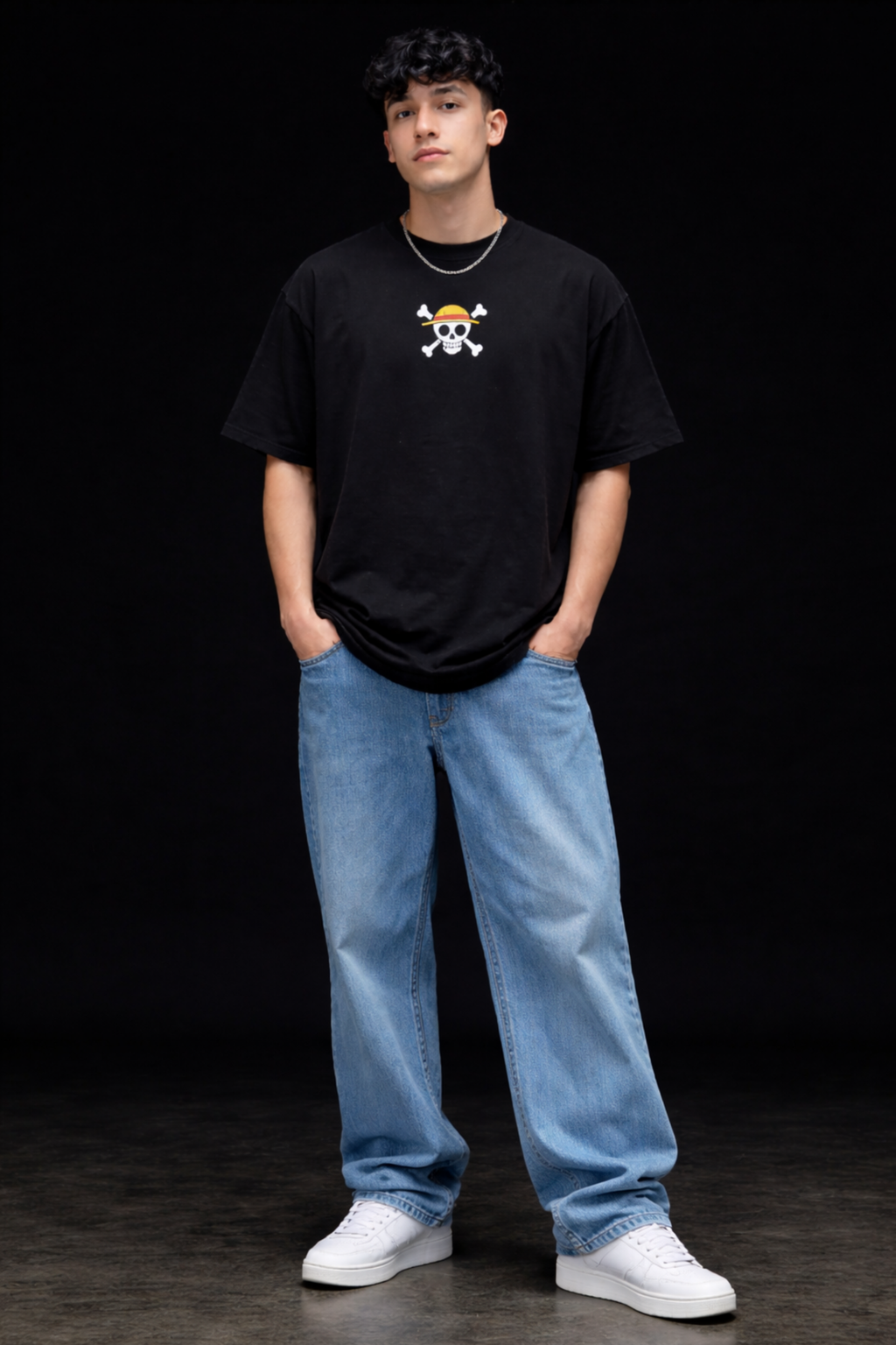 LUFFY Oversized Tee - Black