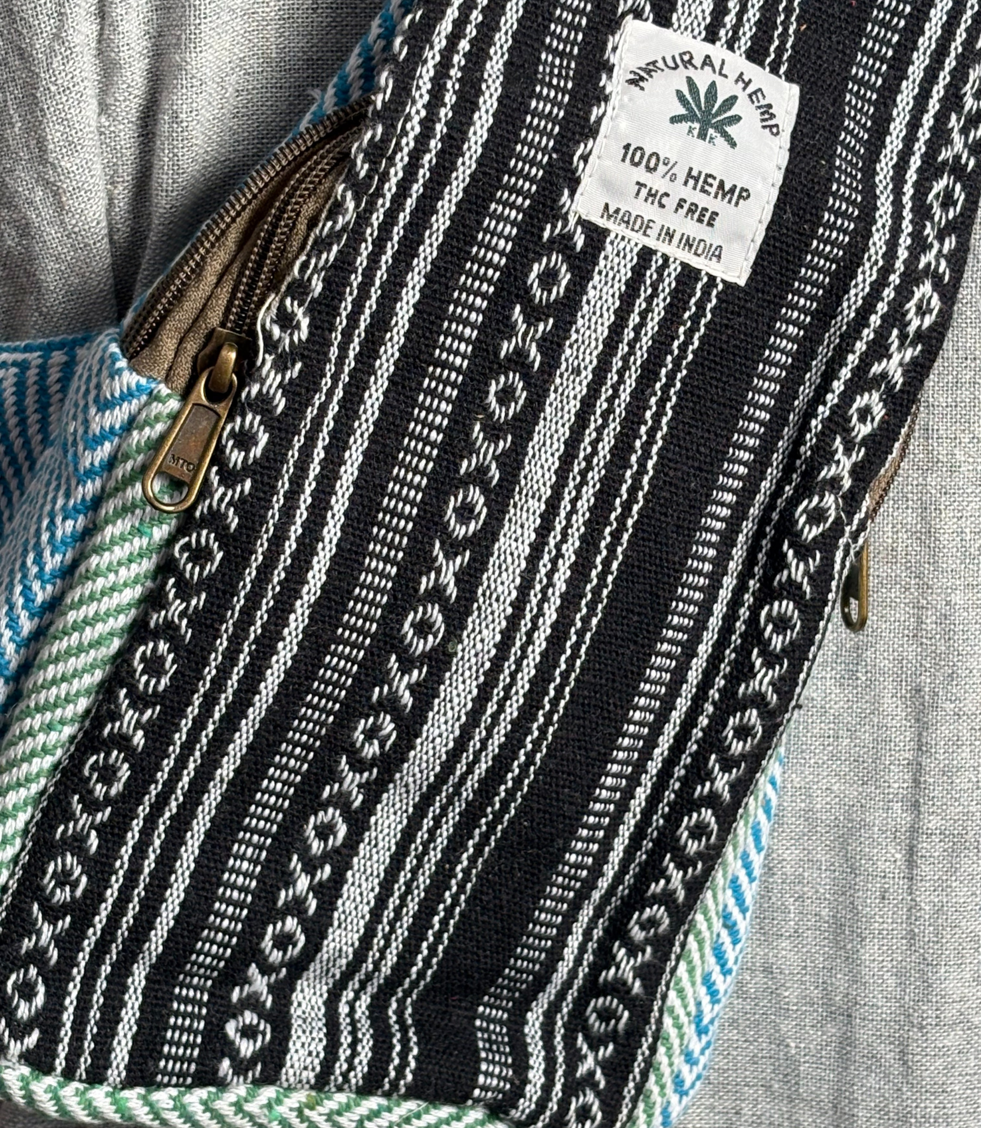Hemp Chest Bag - B-W