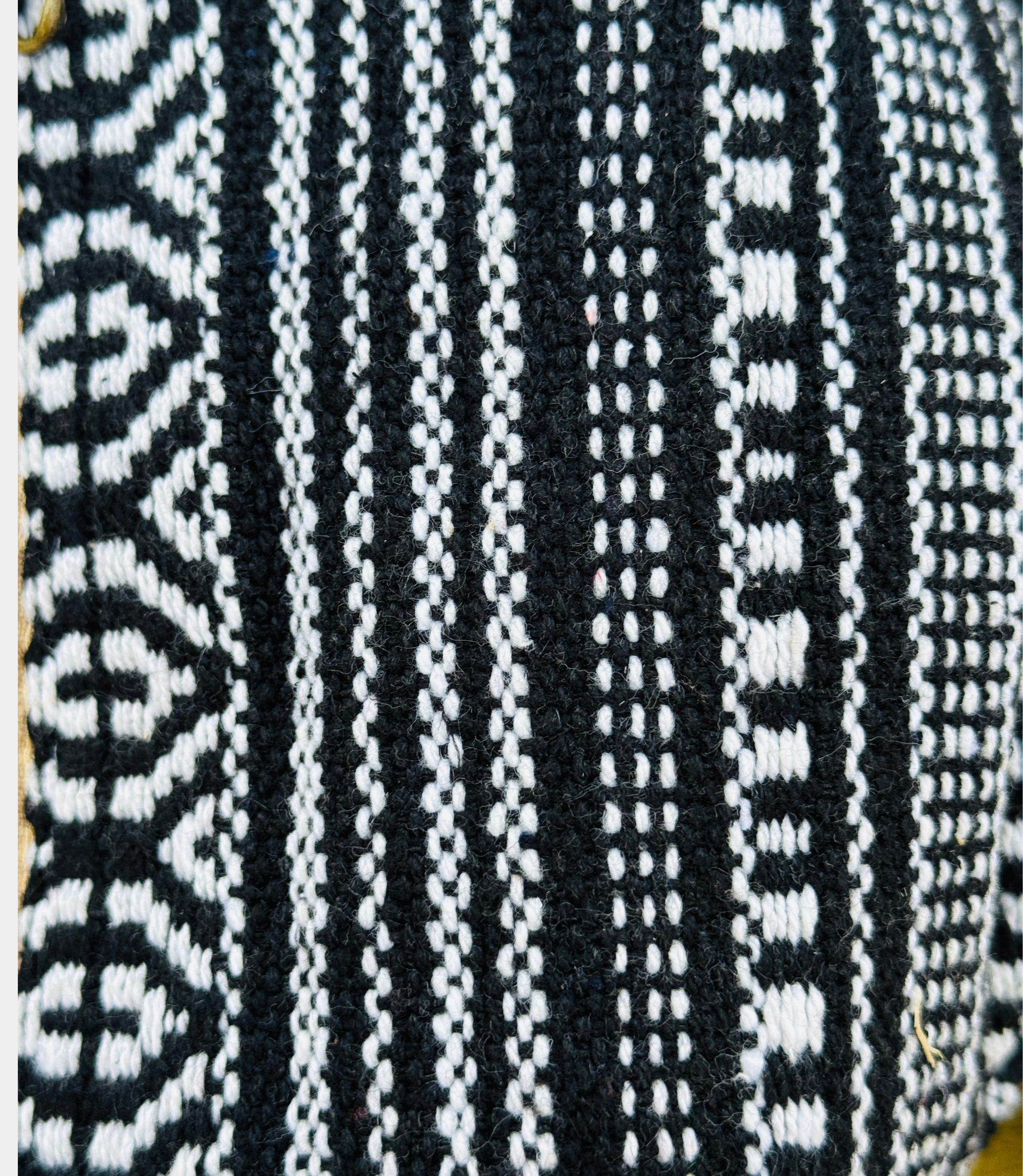 Hemp Waist Bag - Black - White